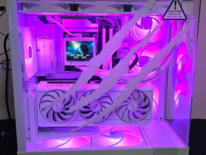 TeddyBear i7 Ultra RTX 5070 White Gaming PC