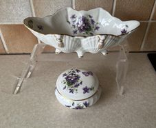 Aynsley Wild Violet Shell shaped Dish & Trinket Box