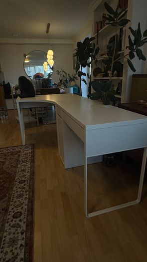Ikea Micke corner desk