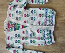 cardigan size M from the sweater shop wicklow floral design