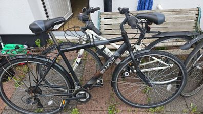 2 bikes