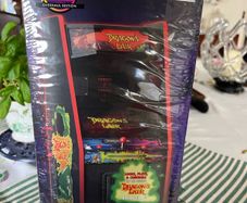 Dragons Lair mini Arcade Cabinet. New wave Replicade