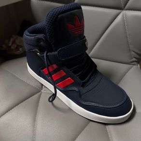 Adidas Men shoes trainers runners