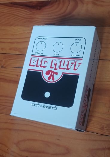 Electro-Harmonix Big Muff Pi - Excellent Condition