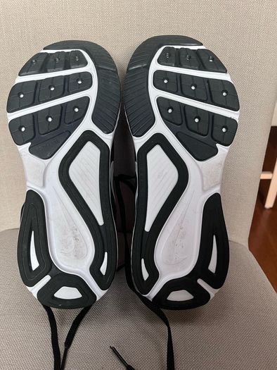 Nike Structure Ladies running shoe UK 6.5