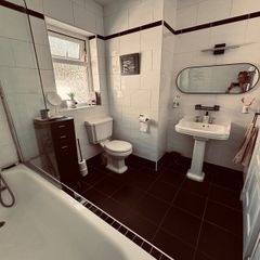 Bathroom Suite