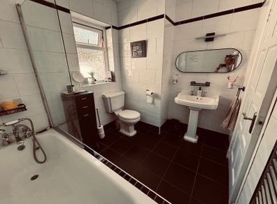 Bathroom Suite