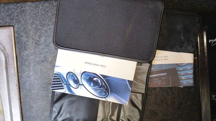 Mercedes w211 owners manual