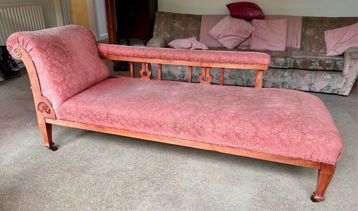 Chaise Longue