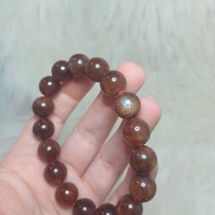 bracelet red moonstone large beads elasticated sizs