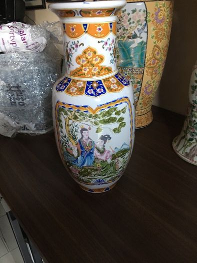 chinese vase