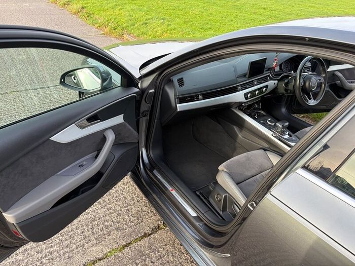 Audi A4 2.otdi 150 S T S Line