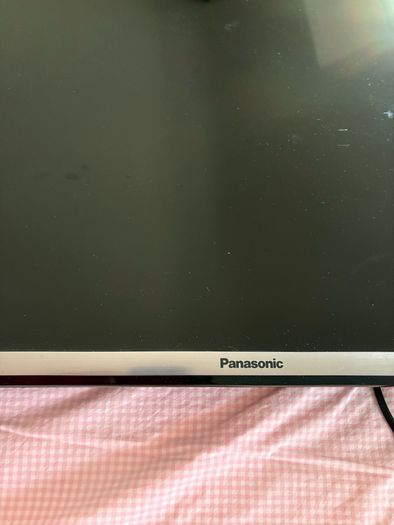 Panasonic 32" LCD TV