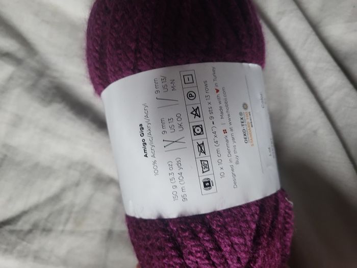 Hobbii Amigo giga knitting crochet yarn bulky PURPLE