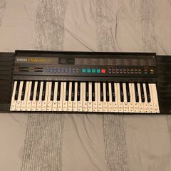 Yamaha PSR-28