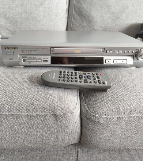 Panasonic Made in Japan RV-41 DVD/CD player