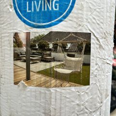 hanging chair