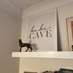 poster framed Babe Cave A3