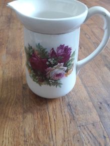 Shabby chic floral vintage