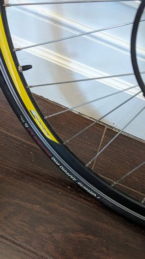Carrera ltd edition 6061T6 road bike and  Qubo elite trainer