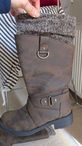 Rocket dog boots