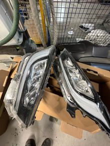toyota yaris headlights