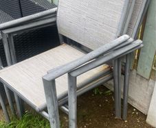 garden table and chairs