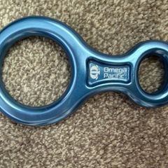 Omega Pacific Figure 8 Belay/Rappel Device - Never used