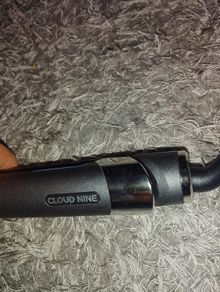 Hair straightener