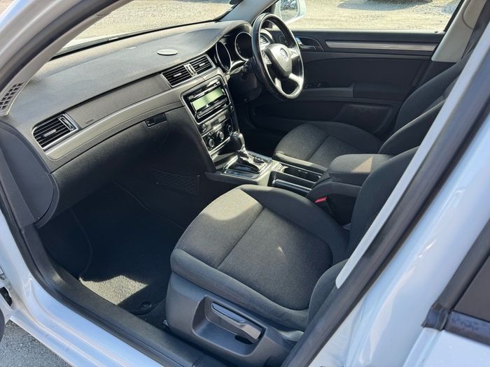 Skoda Superb 2.0TDi Automatic ..NEW NCT