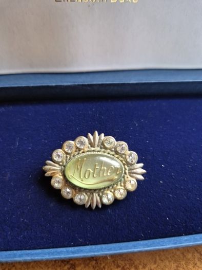Vintage Mother Brooch