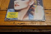 Madonna Hollywood CD