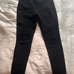 Black jeggings