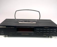Pioneer F-449L FM/AM digital tuner.