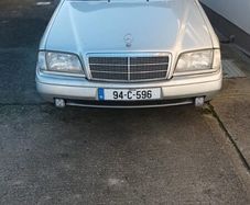 Mercedes C180