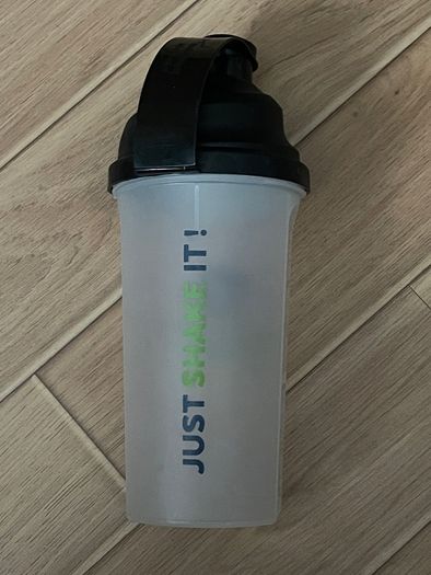 Shaker 700 ml