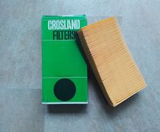 Mercedes 280 / 320 Air Filter.