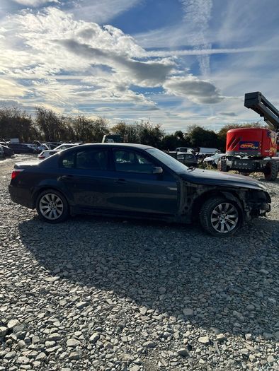 Breaking bmw 520d e60 2009 a68/7 n47d20a