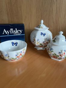 Vintage Aynsley Cottage Garden Pieces
