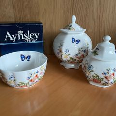 Vintage Aynsley Cottage Garden Pieces