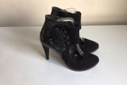 Ladies Gino Vaello Black patent leather and suede high heel court shoes Eu 40 size 6.5