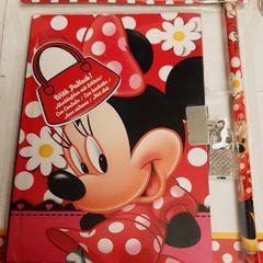New Minnie mouse diary key and pencil