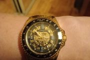 Services Watches.