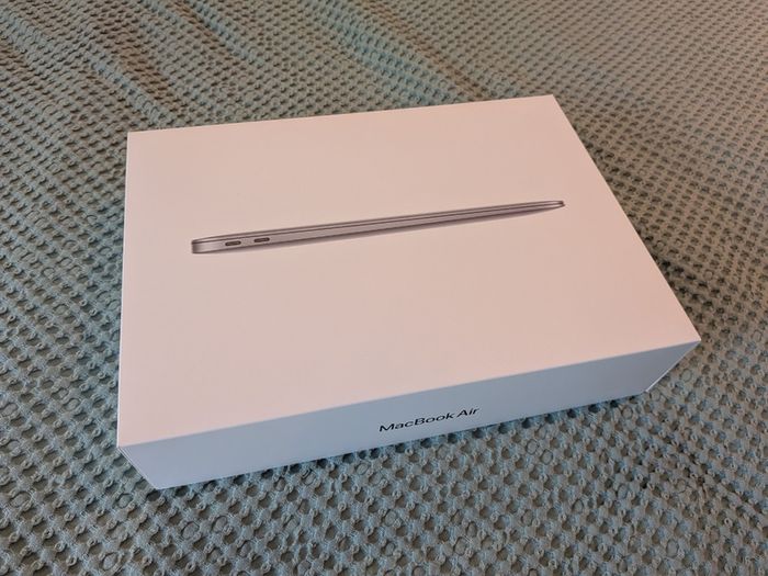 MacBook Air 13.3 perfect condition