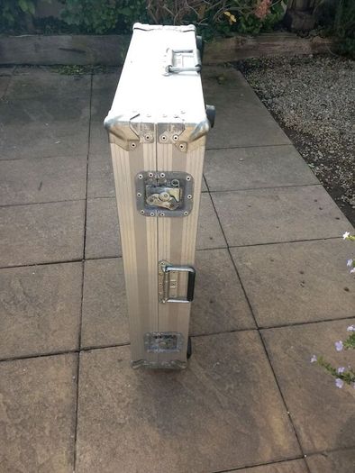 flight case.width 56cm,Height 78 cm,depth 16cm