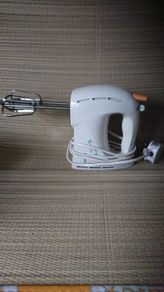 Hand mixer