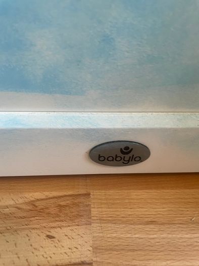 Cot bed