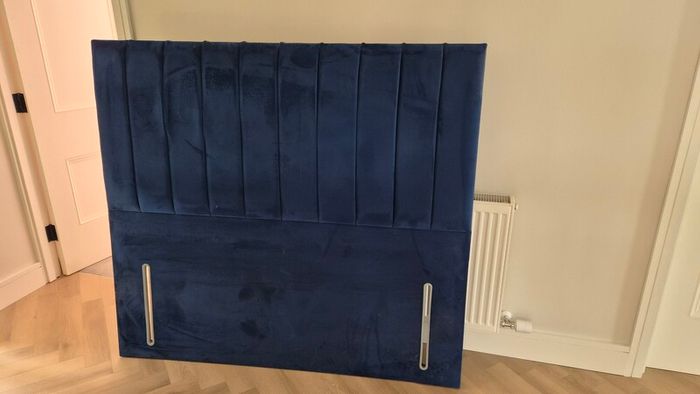 headboard