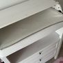 changing table Image 3