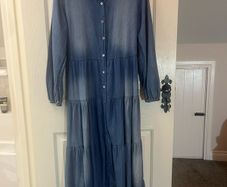 Susy Mix Soft Light Denim Tiered Dress - Size Medium / Size 12